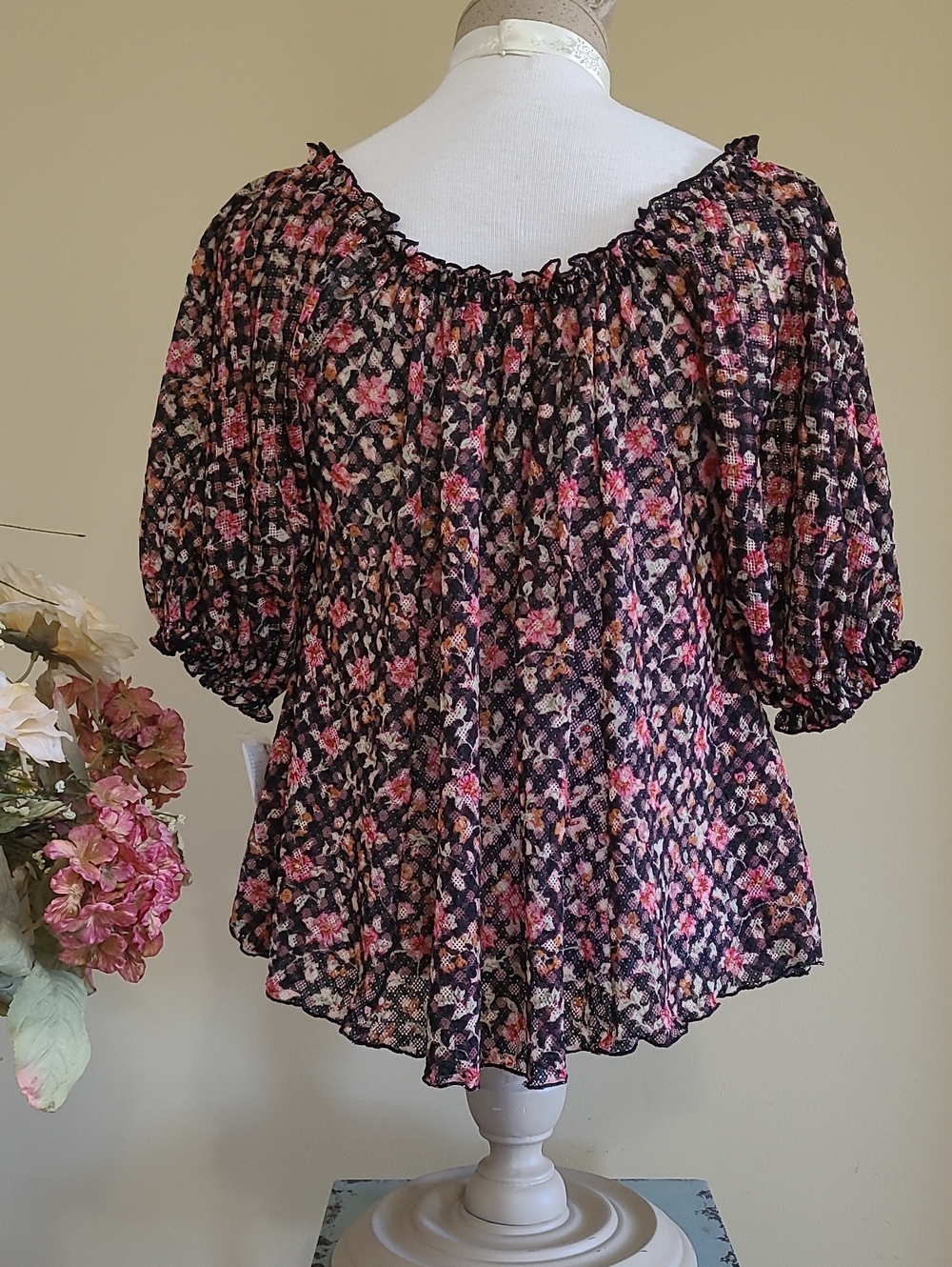 NEW Free People Peasant Top Stretch Flowy Puff Short Sleeve Fits M-L - Picture 4 of 15